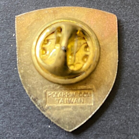 Vintage Collectible S.T.E.P. Giraffe Metal Pinback Lapel Pin Hat Pin Polarpin - Picture 2 of 2